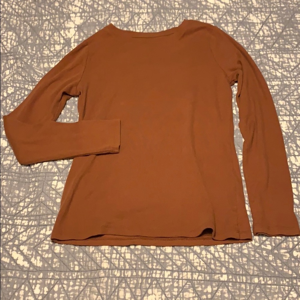 Long sleeve top